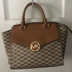 Michael Kors purse
